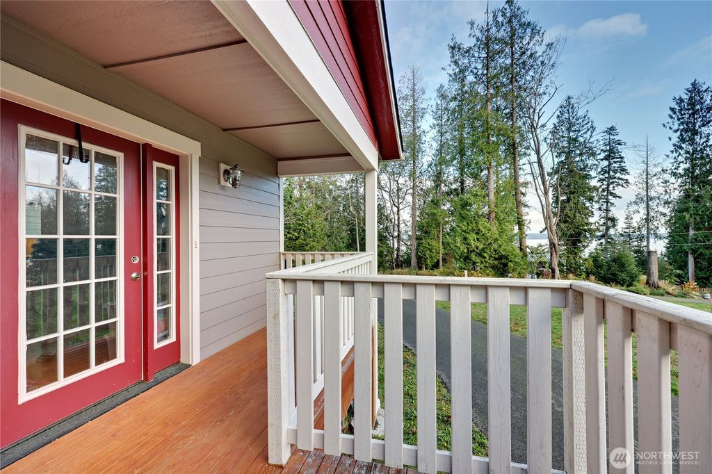 Photo of 20919 President Point Road NE, Kingston, WA 98346 (MLS # 2456748)
