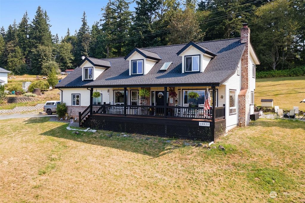 Photo of 10825 76th Drive NE, Marysville, WA 98271 (MLS # 2310697)