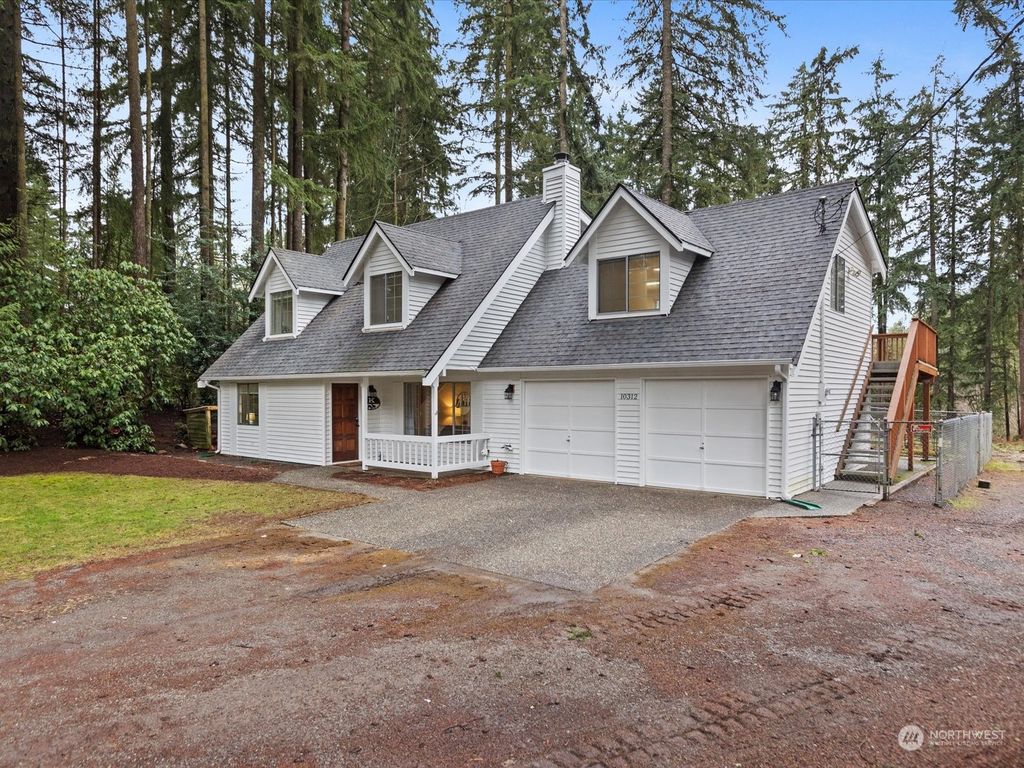 Photo of 10312 210th Street SE, Snohomish, WA 98296 (MLS # 2186904)