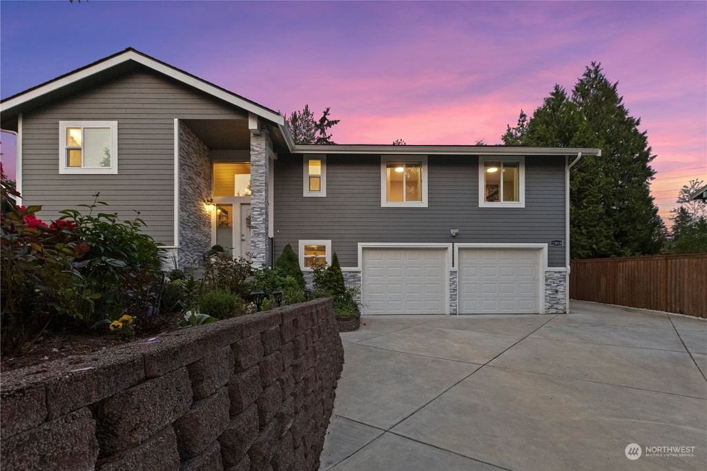 Photo of 13819 51st Drive SE, Everett, WA 98208 (MLS # 2069122)