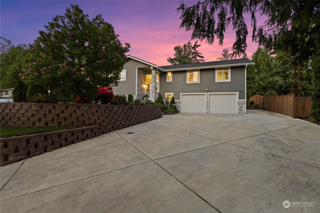 Photo of 13819 51st Drive SE, Everett, WA 98208 (MLS # 2069122)