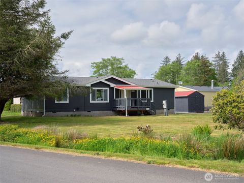 Photo of 7127 Ortelius Drive, Ilwaco, WA 98624 (MLS # 2380675)