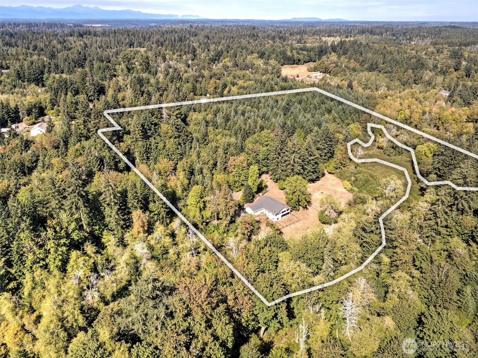 1010 SE Binns Swiger Loop Road