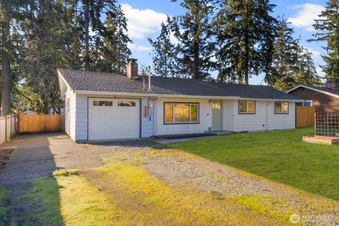 Photo of 9808 Lawndale Avenue SW, Lakewood, WA 98498 (MLS # 2503171)