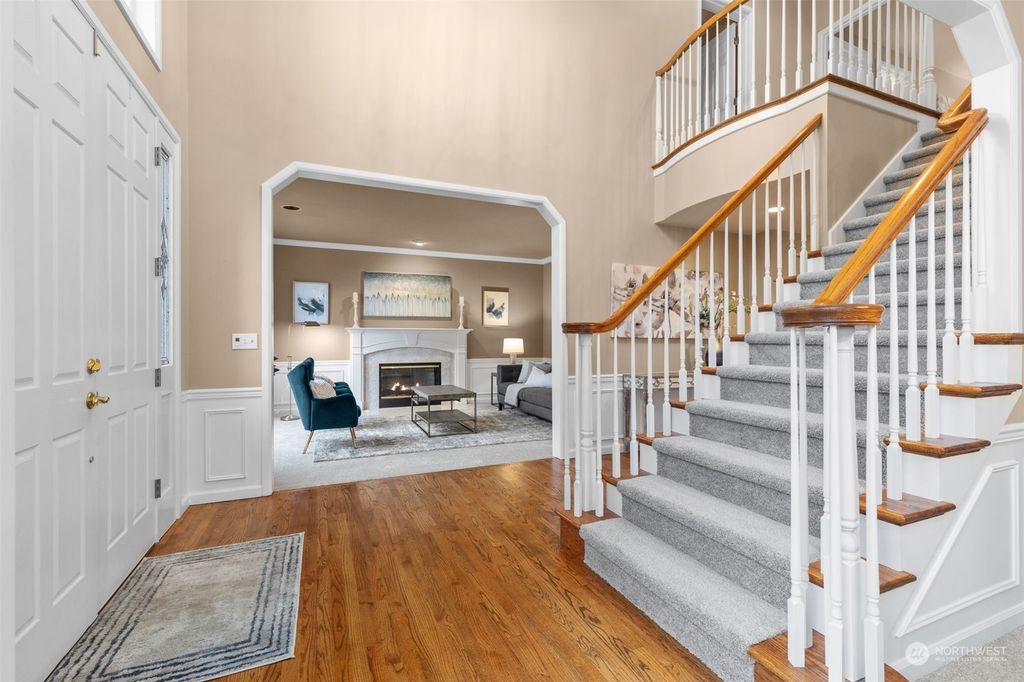 Photo of 26519 SE 22nd Street, Sammamish, WA 98075 (MLS # 2192067)