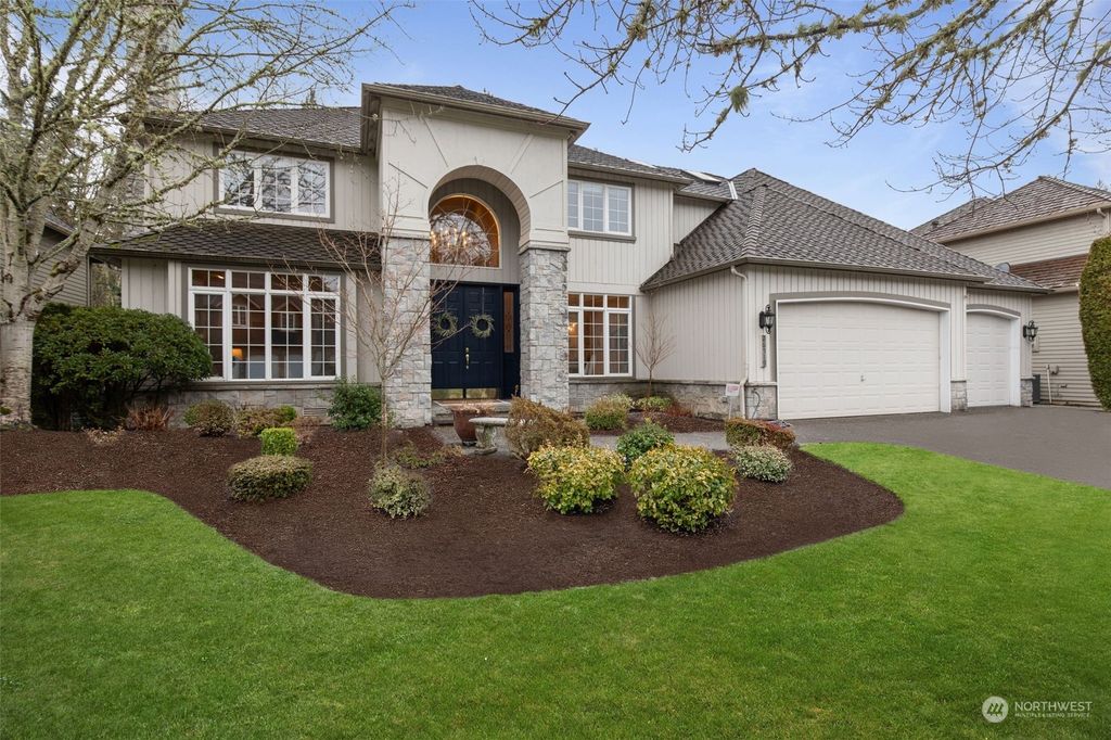 Photo of 26519 SE 22nd Street, Sammamish, WA 98075 (MLS # 2192067)