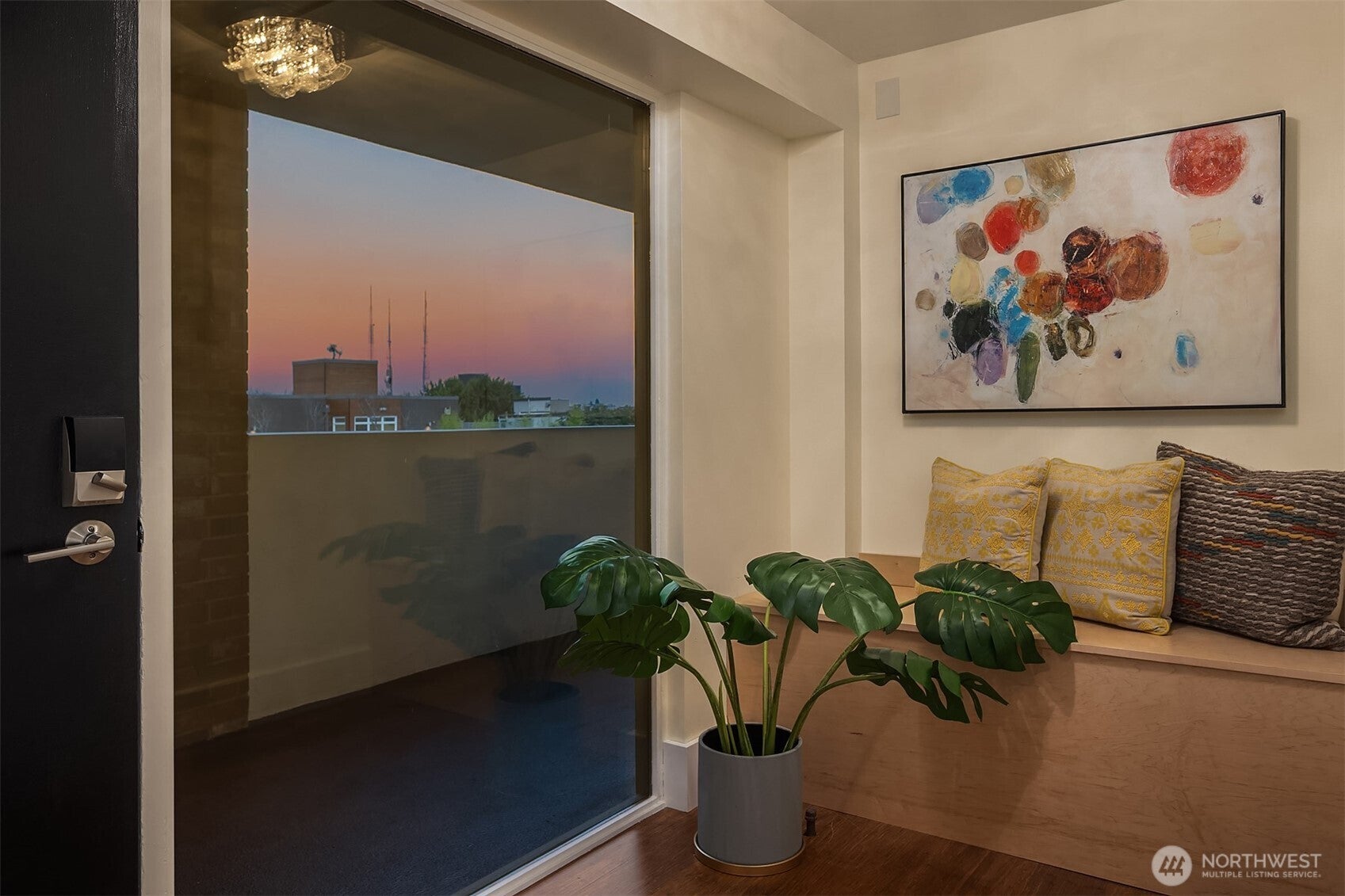 505 Belmont Avenue E 1101