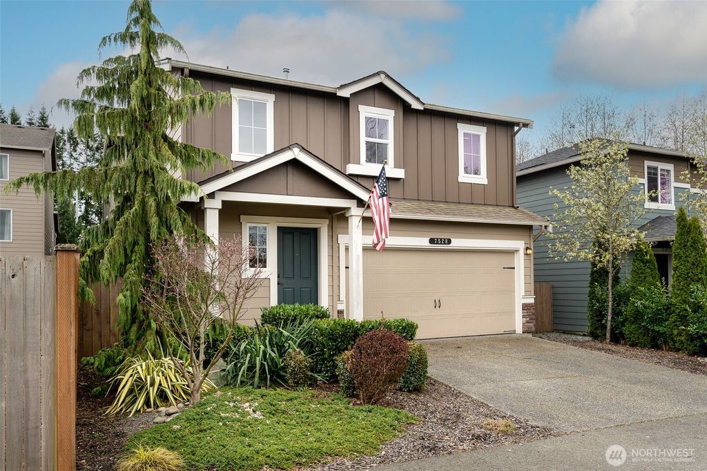 Photo of 7528 18th Place SE, Lake Stevens, WA 98588 (MLS # 2353014)