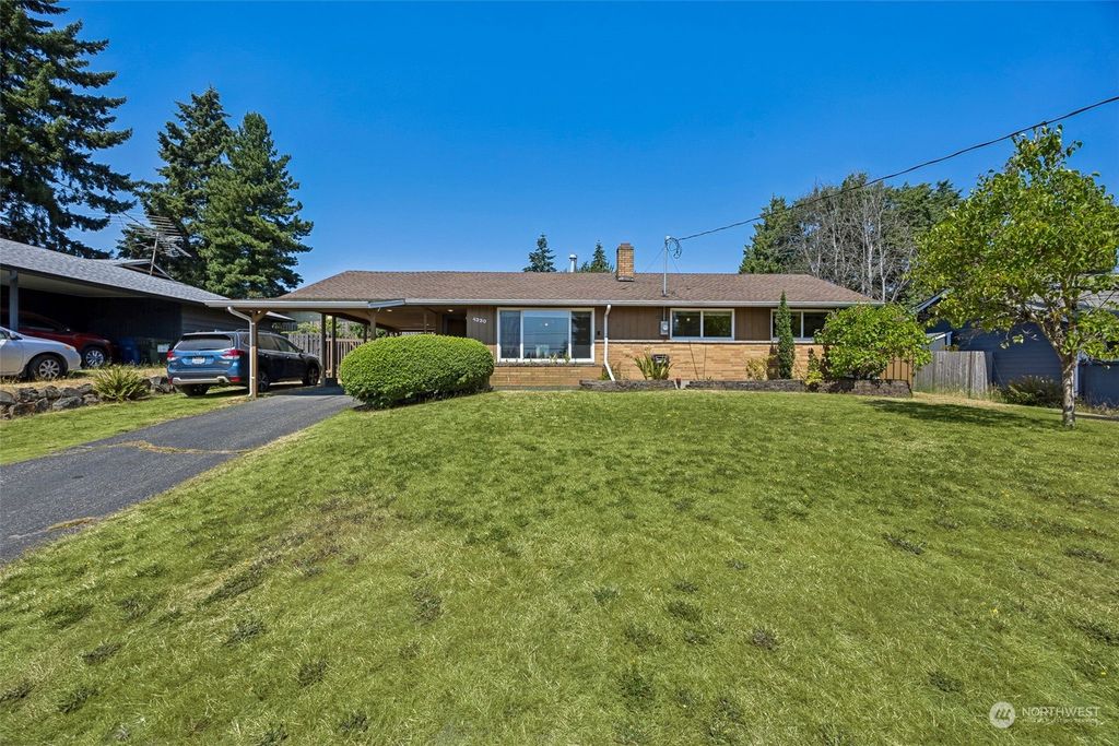 Photo of 4330 S 179th Street, SeaTac, WA 98188 (MLS # 2274366)