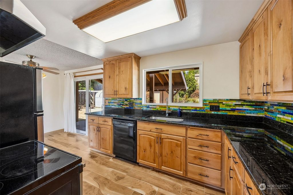 Photo of 4330 S 179th Street, SeaTac, WA 98188 (MLS # 2274366)