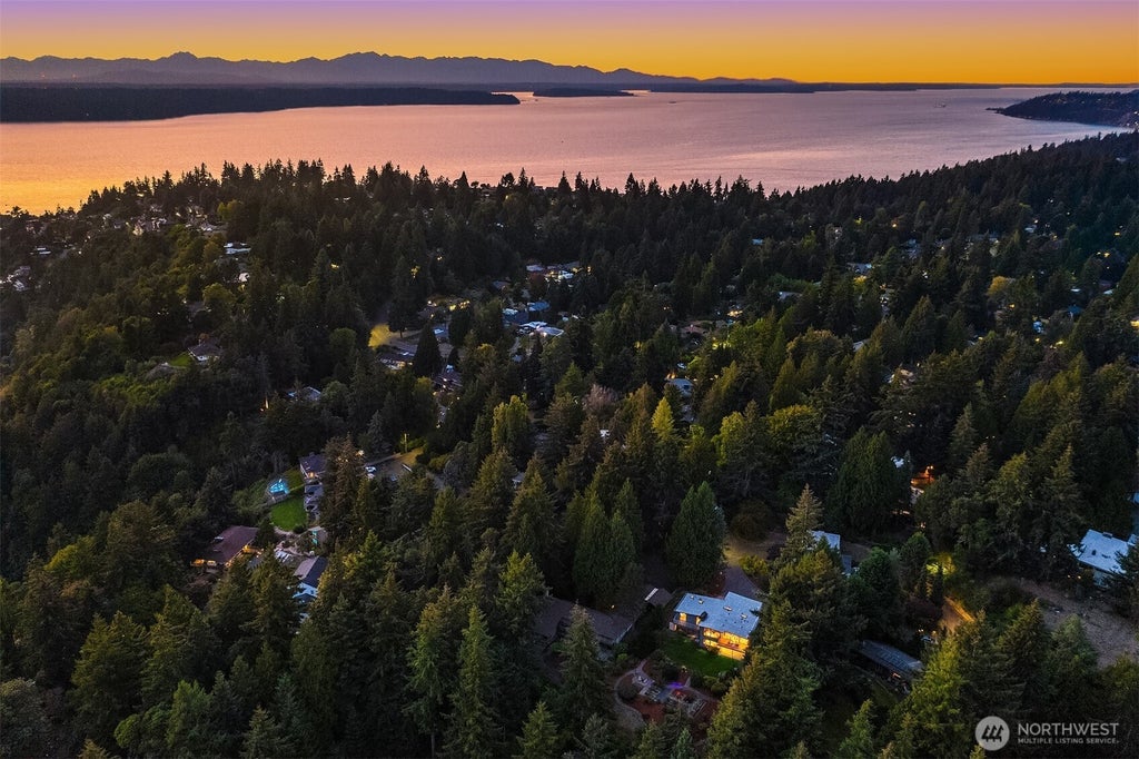 Photo of 1925 SW 170th Street, Normandy Park, WA 98166 (MLS # 2583069)