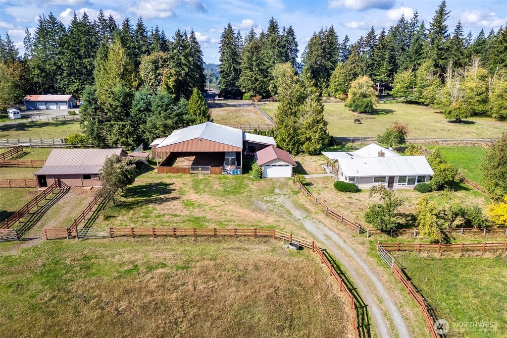 Photo of 36627 200th Avenue SE, Auburn, WA 98092 (MLS # 2585210)