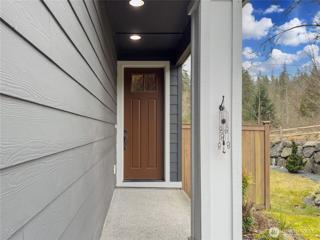 Photo of 10052 25th Place SE, Lake Stevens, WA 98258 (MLS # 2342767)