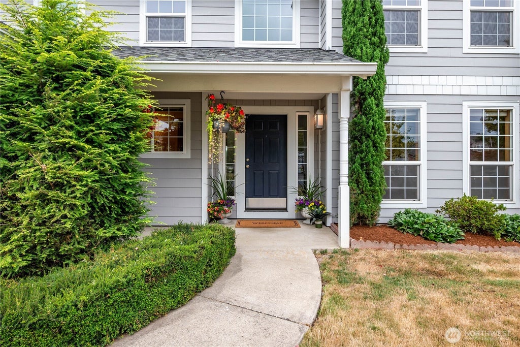 Photo of 2225 52nd Avenue, Longview, WA 98632 (MLS # 2566911)