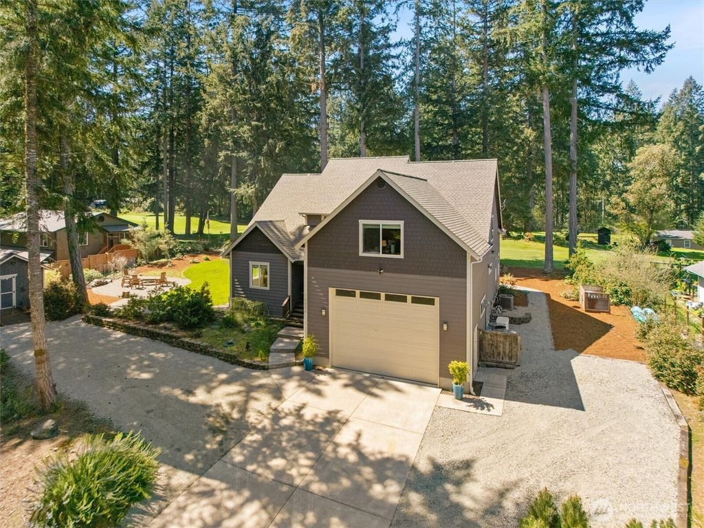 Photo of 10804 Pioneer Drive, Anderson Island, WA 98303 (MLS # 2514817)