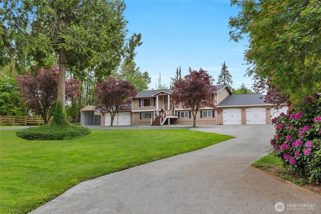 Photo of 4622 128th Avenue NE, Lake Stevens, WA 98258 (MLS # 2379098)