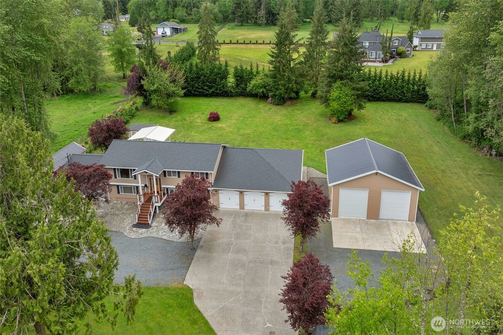 Photo of 4622 128th Avenue NE, Lake Stevens, WA 98258 (MLS # 2379098)