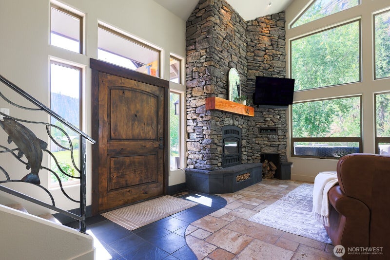 180 Country River Lane