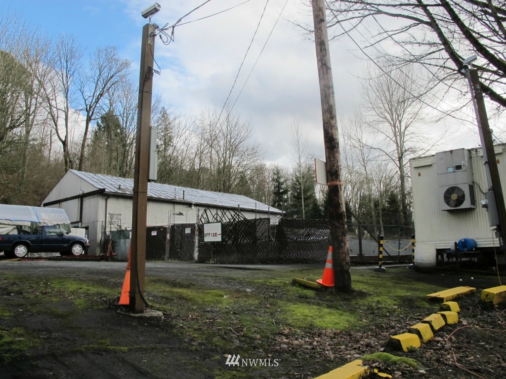 2457 Kamber Road