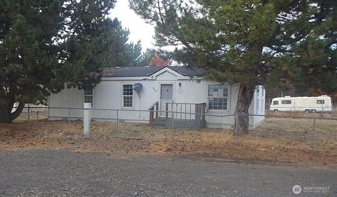 Photo of 775 Preston Avenue, Walla Walla, WA 99361 (MLS # 2448264)