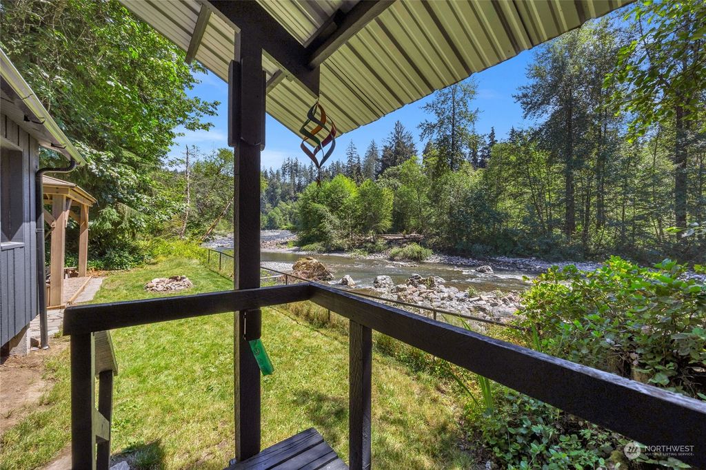 Photo of 20202 Crystal Springs Drive, Granite Falls, WA 98252 (MLS # 2263794)