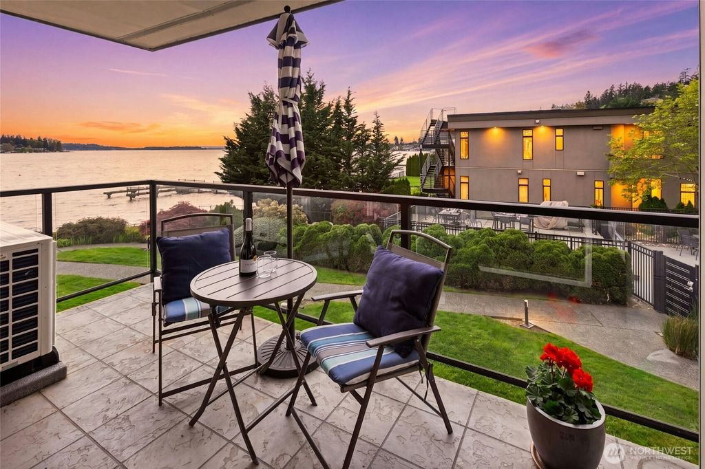 Photo of 9201 NE Juanita Drive #202, Kirkland, WA 98034 (MLS # 2510295)