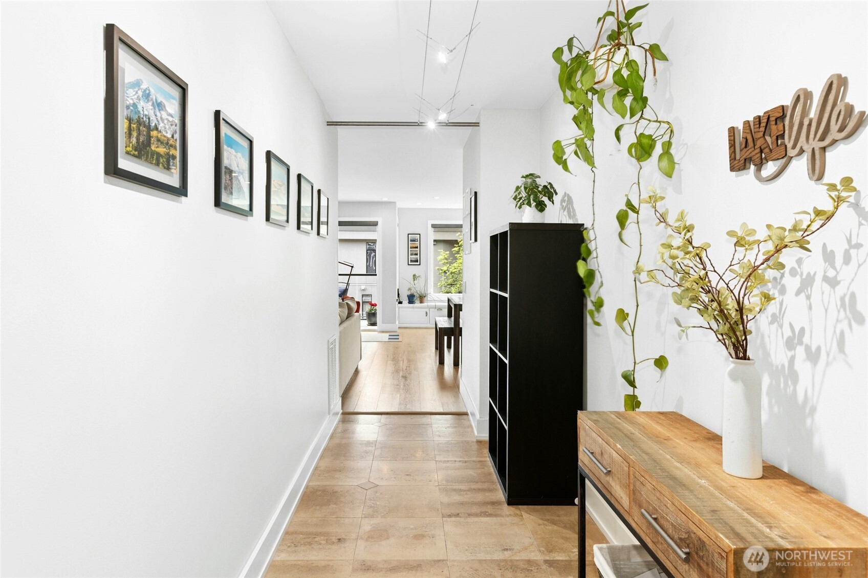 9201 NE Juanita Drive 202