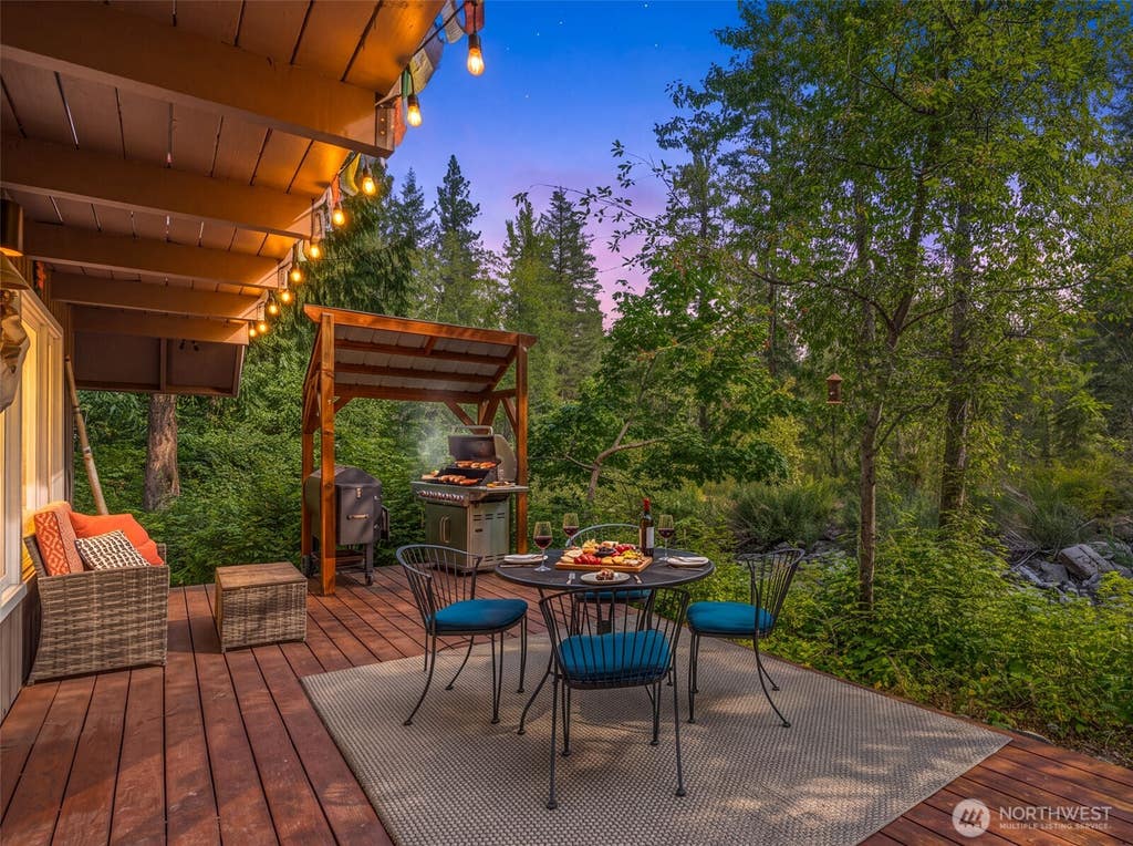 Photo of 3247 Allen Lane, Peshastin, WA 98847 (MLS # 2573014)
