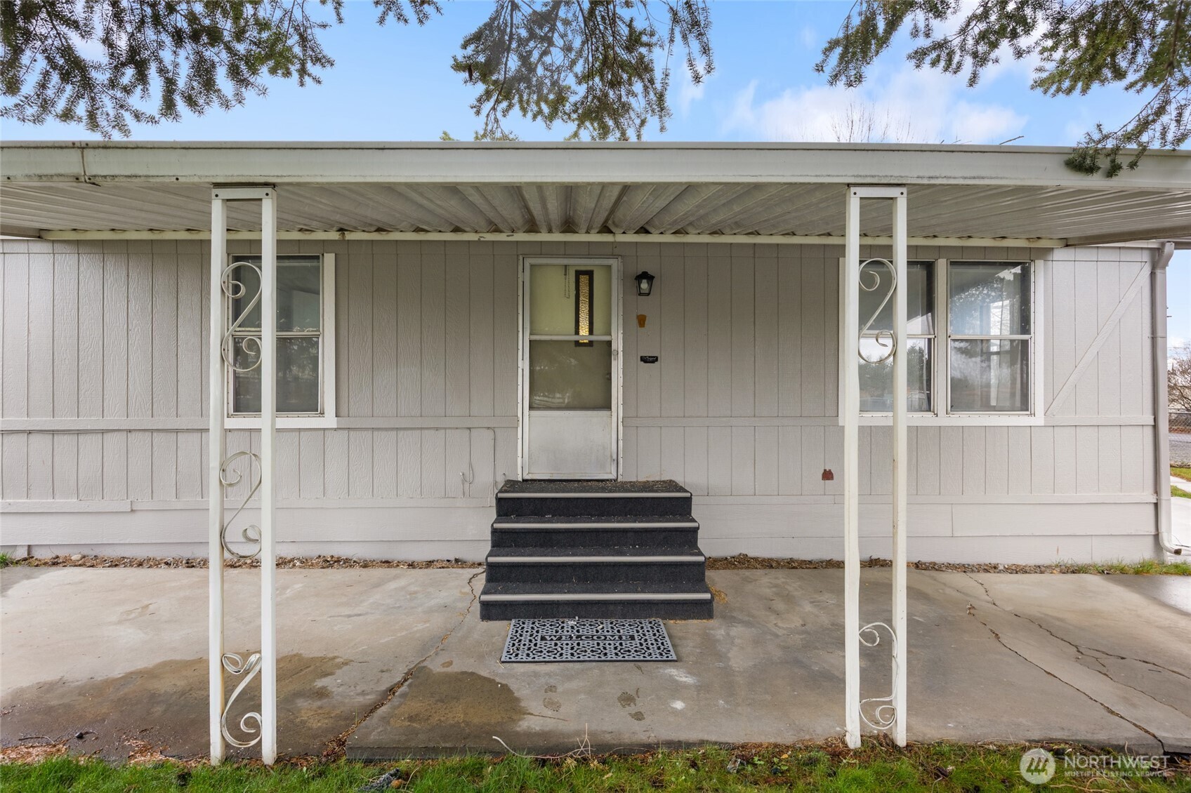 8780 NE Lybbert Drive