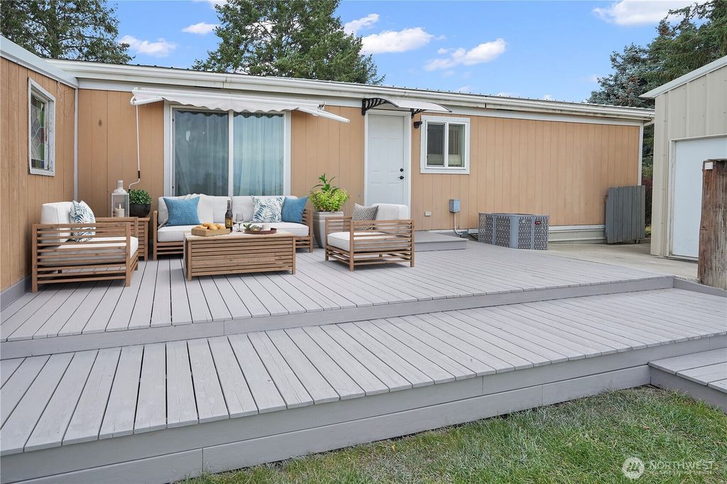 Photo of 284 NE 18.8 Road, Soap Lake, WA 98851 (MLS # 2492529)