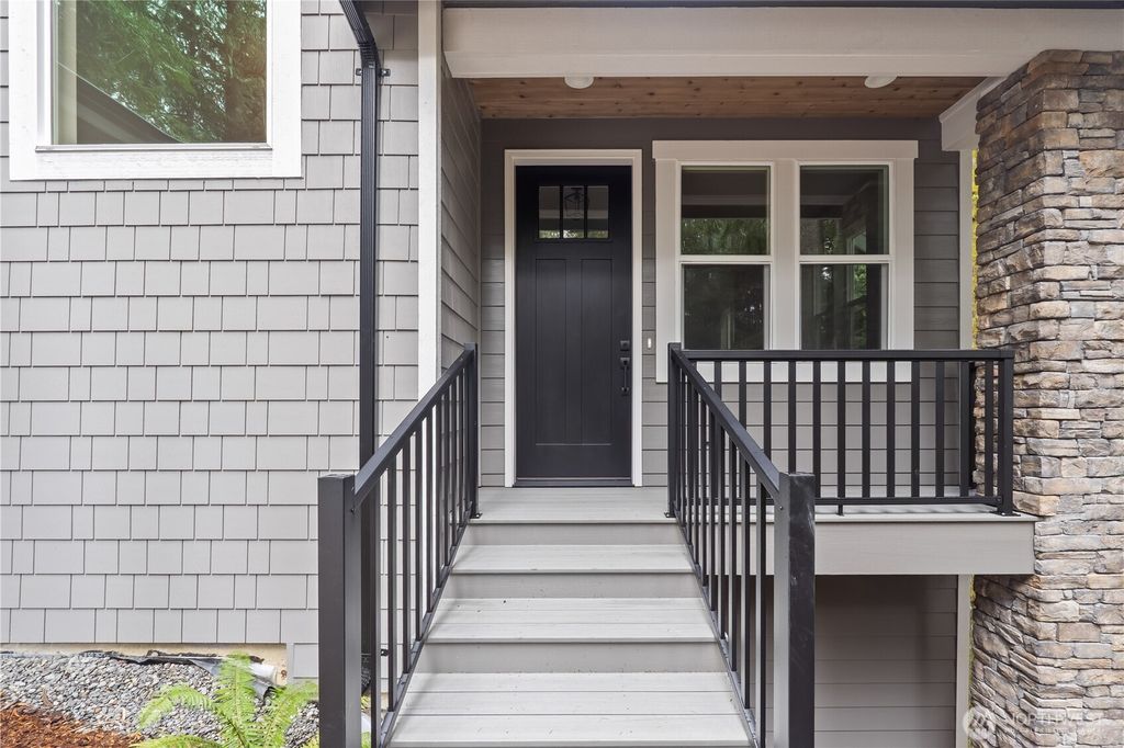 Photo of 15 Gray Birch Lane, Bellingham, WA 98229 (MLS # 2504352)