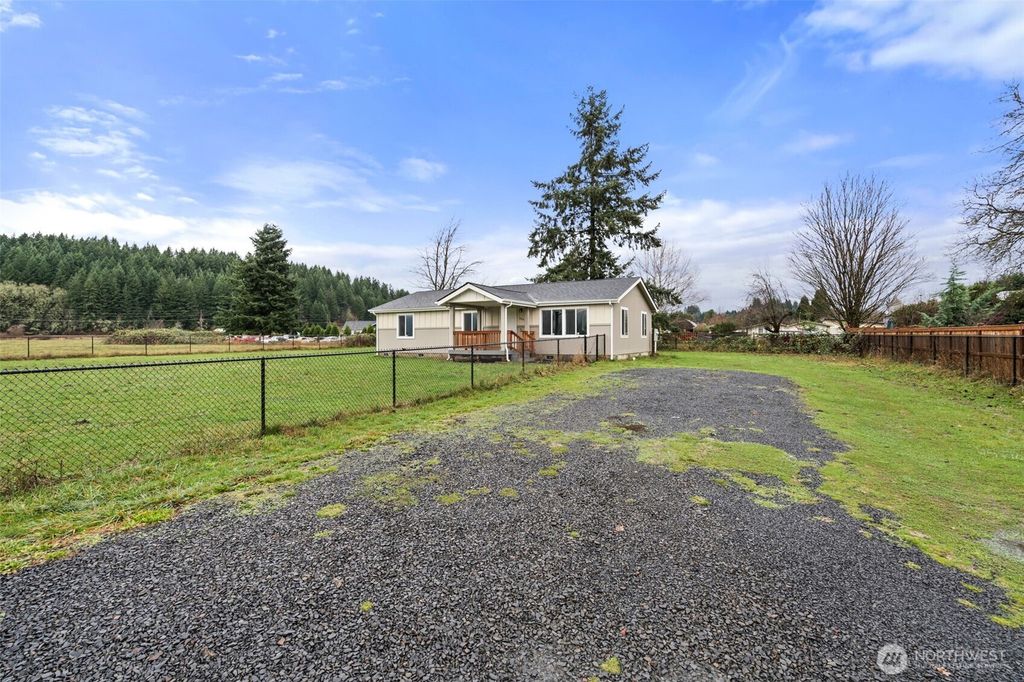 Photo of 204 Mossyrock Rd West Rd, Mossyrock, WA 98564 (MLS # 2461417)