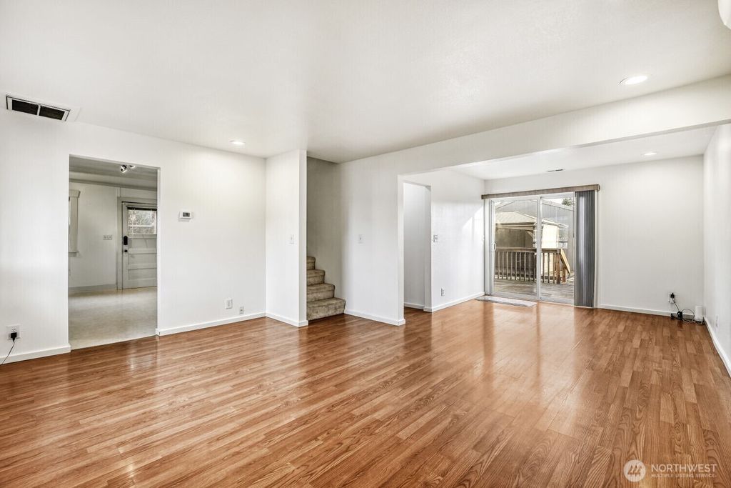 Photo of 6013 S Pine Street, Tacoma, WA 98409 (MLS # 2460920)