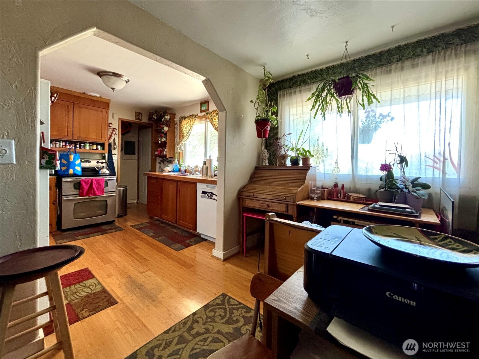 207 W Loop Drive