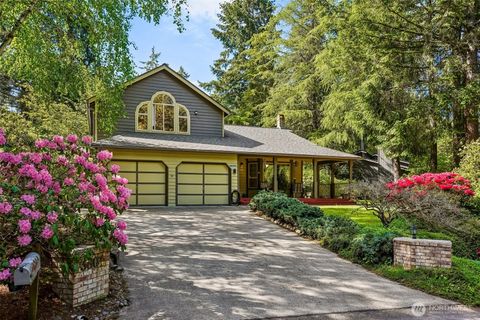 Photo of 3804 75th Avenue Ct NW, Gig Harbor, WA 98335 (MLS # 2526454)