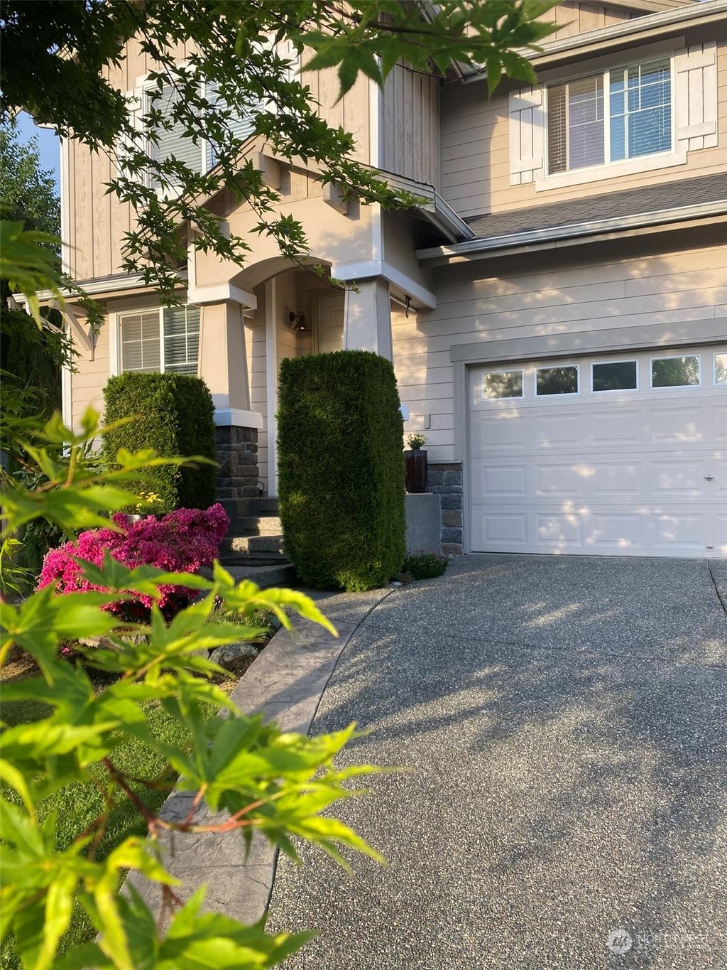 Photo of 8634 NE 201st Place, Bothell, WA 98011 (MLS # 2069296)