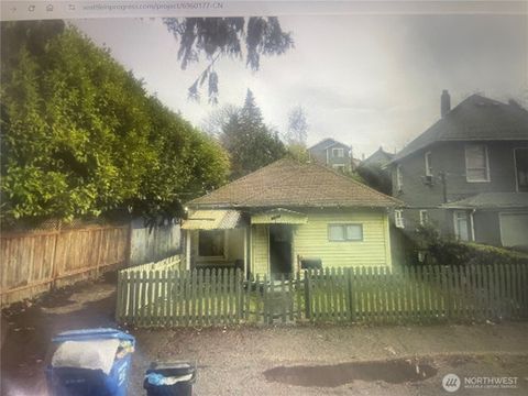 4114 37th Avenue S Seattle WA 98118