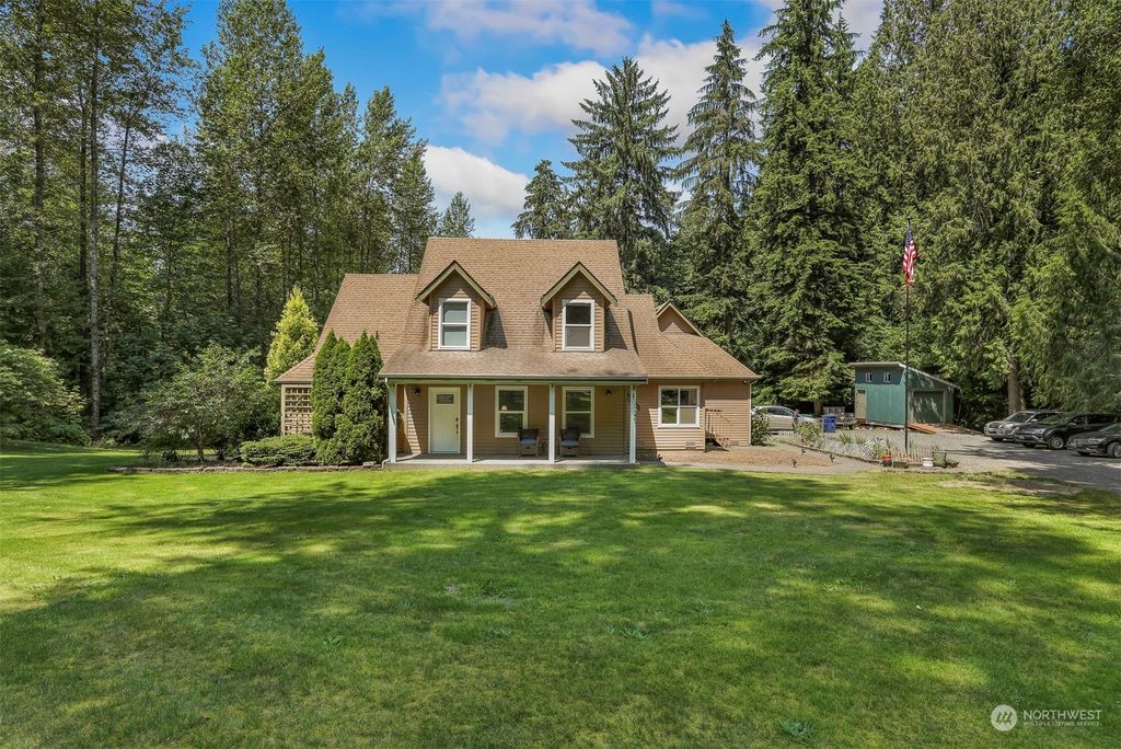 Photo of 15525 5th Street SE, Snohomish, WA 98290 (MLS # 2136817)