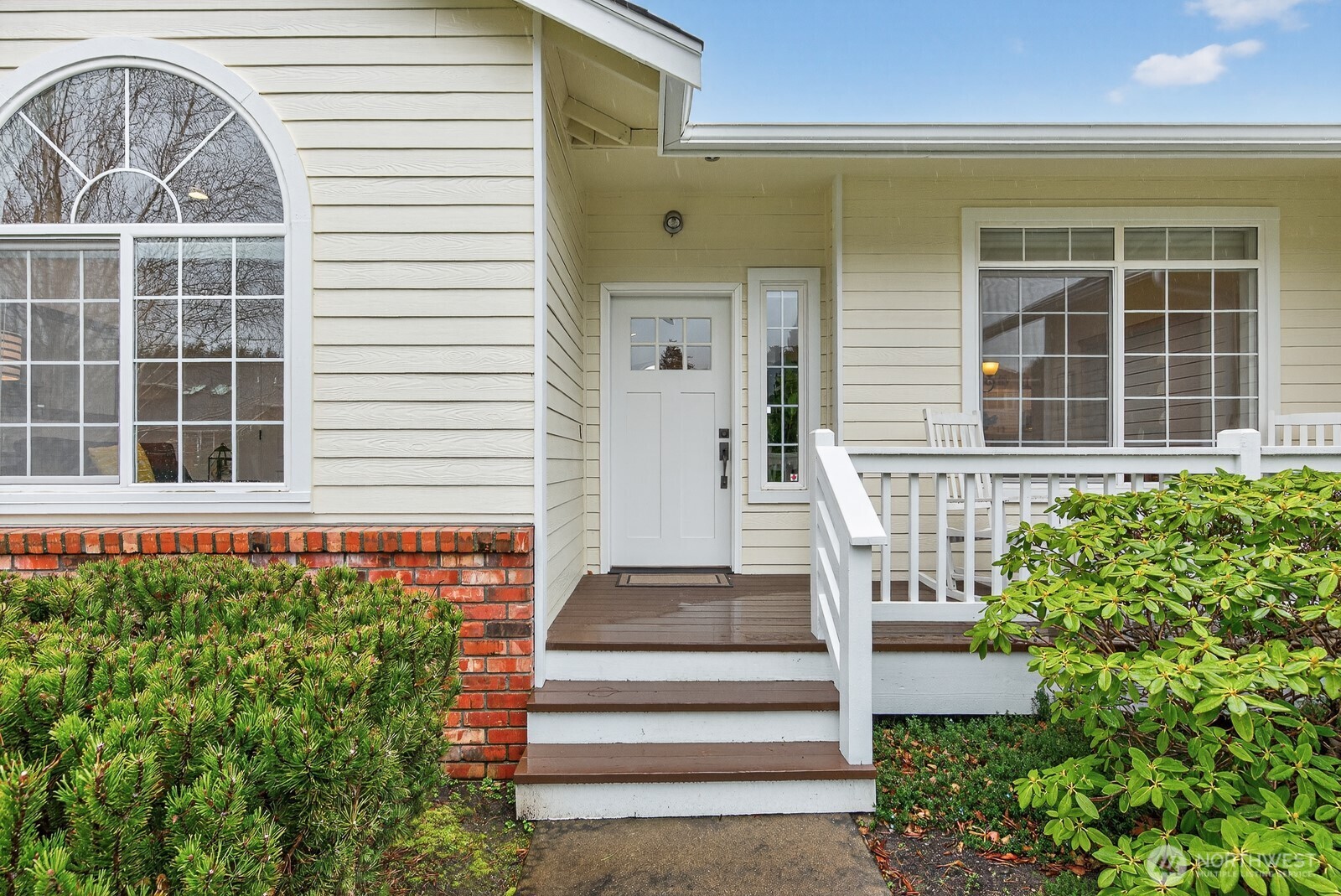 1906 Copper Pond Place