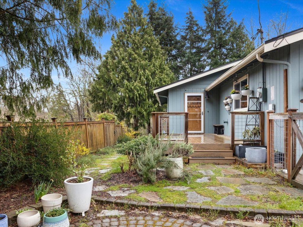 Photo of 5442 30th Avenue SW, Seattle, WA 98126 (MLS # 2342223)