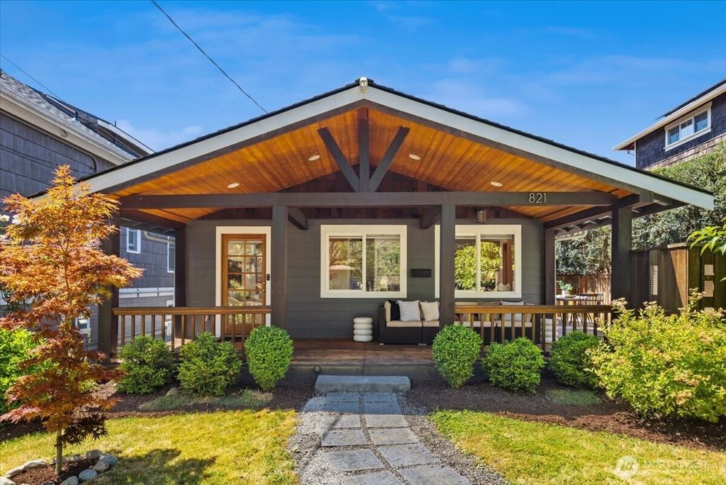 Photo of 821 27th Avenue, Seattle, WA 98122 (MLS # 2367952)