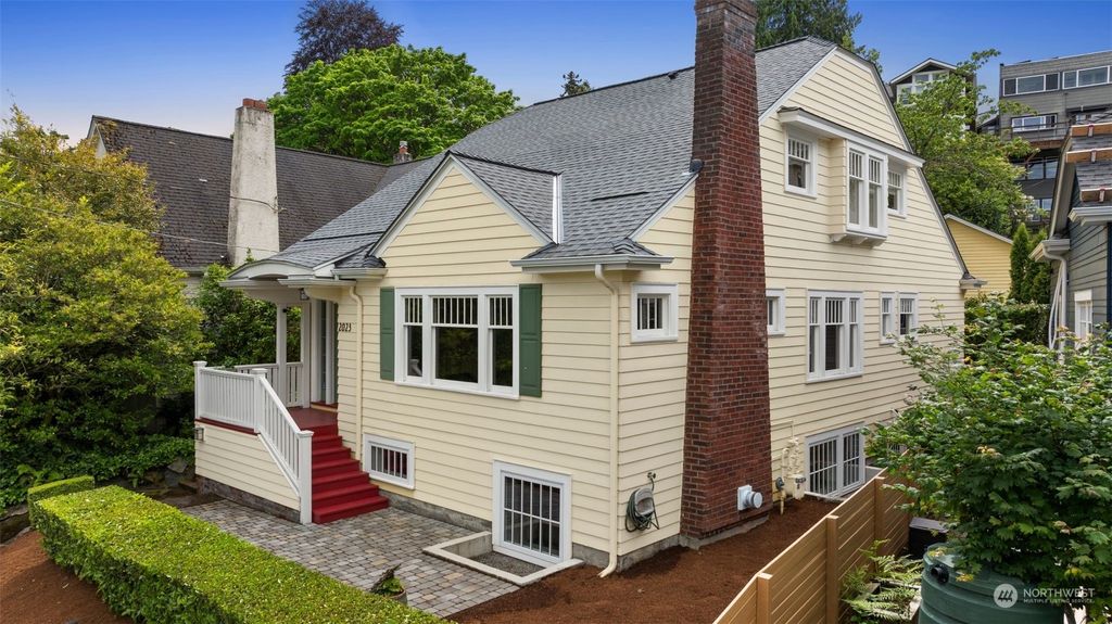 Photo of 2023 24th Avenue E, Seattle, WA 98112 (MLS # 2268848)