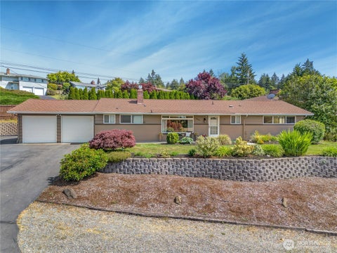 Photo of 8802 41st Street W, University Place, WA 98466 (MLS # 2525327)