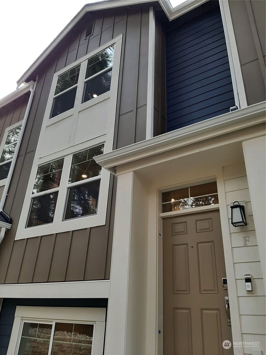 Photo of 19314 121st Place NE #F, Bothell, WA 98011 (MLS # 2210596)