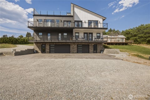 Photo of 41 Kokanee Lane #B, Manson, WA 98831 (MLS # 2567554)