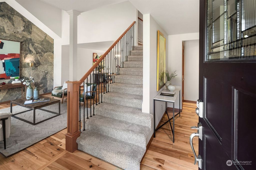 Photo of 13227 NE 114th Street, Redmond, WA 98052 (MLS # 2227568)