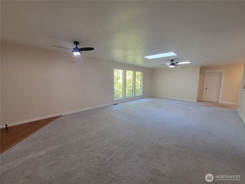 111 NE Briggadun Drive