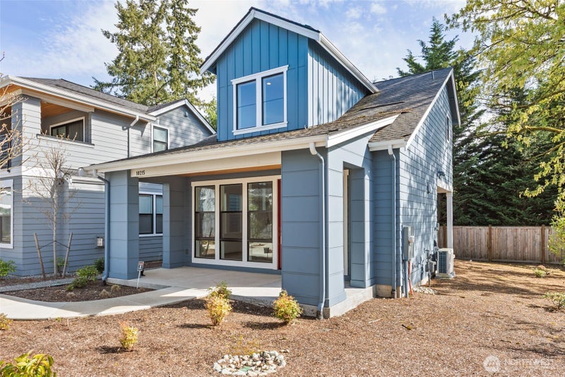 10215 135th Circle NE 28