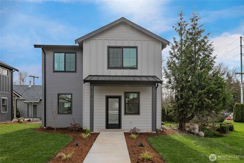 Photo of 212 E Front Street, Lynden, WA 98264 (MLS # 2498274)