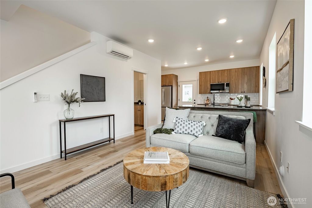 Photo of 212 E Front Street, Lynden, WA 98264 (MLS # 2498274)